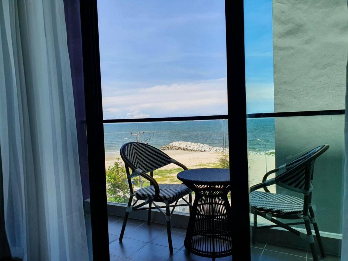 Fortune Saeng Chan Beach Hotel Rayong - Sha Plus Kültér fotó